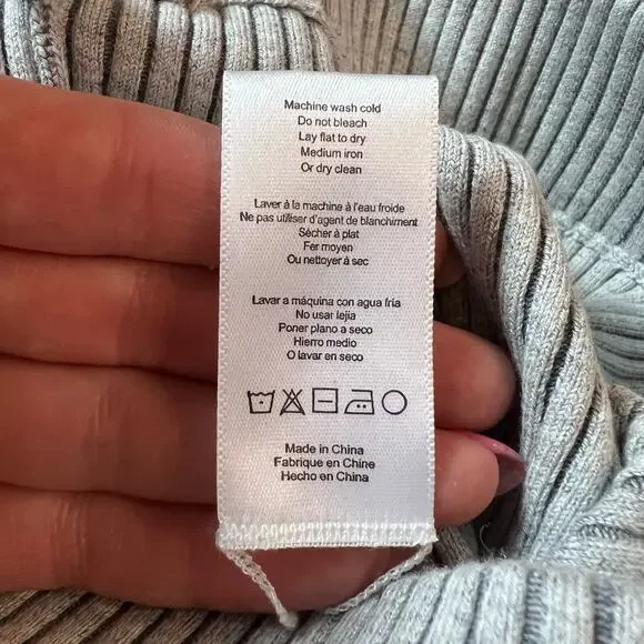 LUNYA Cozy Cotton Silk Ribbed Bike Short Medium Grey Heather Pocket Medium NEW - Picture 9 of 12